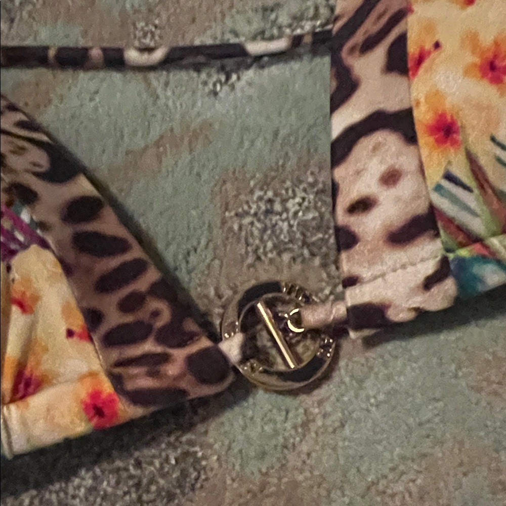 Victoria’s Secret Floral and Leopard Bikini - Picture 8 of 10